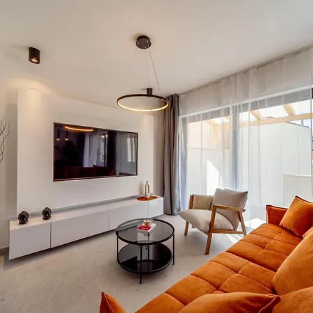 2 Bedroom Amazing In Vakantiehuis