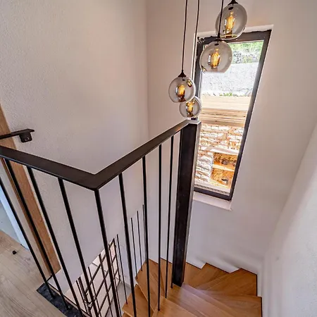 2 Bedroom Amazing In Vakantiehuis *