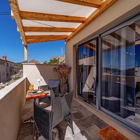 2 Bedroom Amazing In Vakantiehuis *