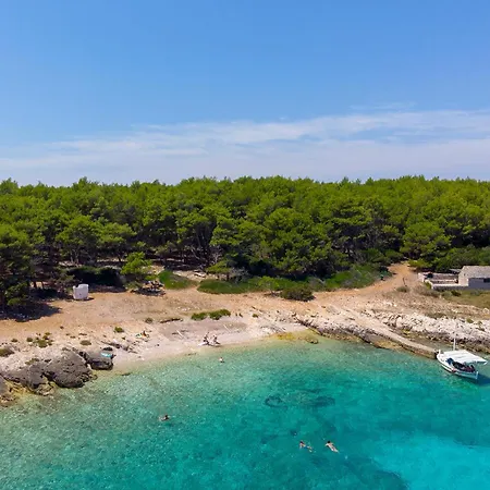 Cozy In With Wifi Vela Luka