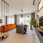 Дом отдыха Cozy In With Wifi Вела-Лука